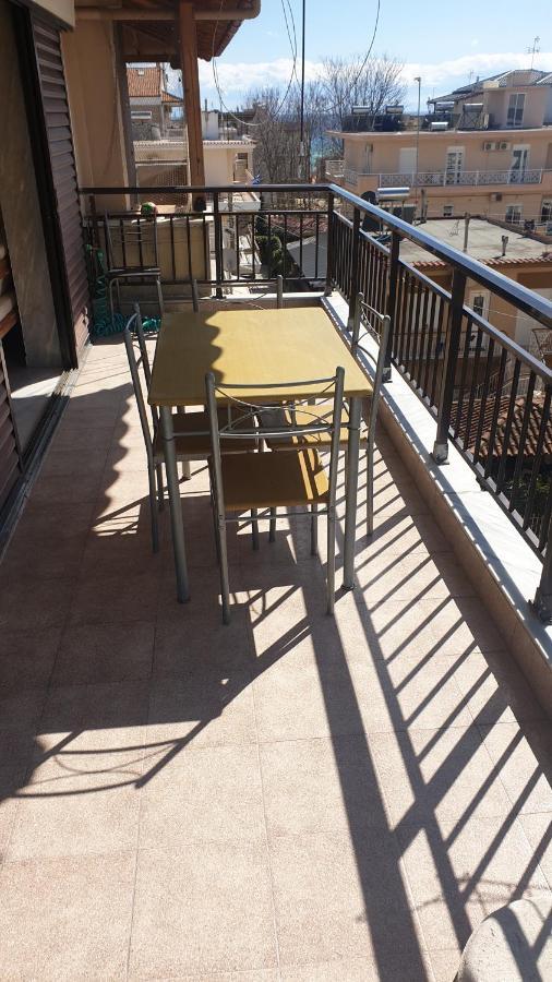 Gouris Appartements Nea Kallikrateia Ngoại thất bức ảnh