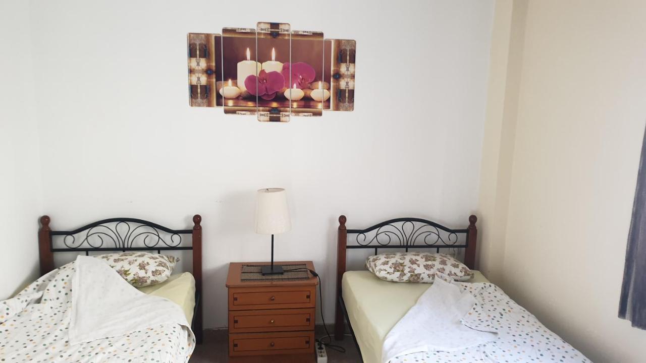 Gouris Appartements Nea Kallikrateia Ngoại thất bức ảnh