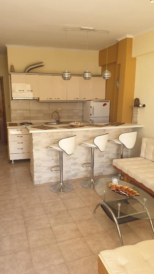 Gouris Appartements Nea Kallikrateia Ngoại thất bức ảnh