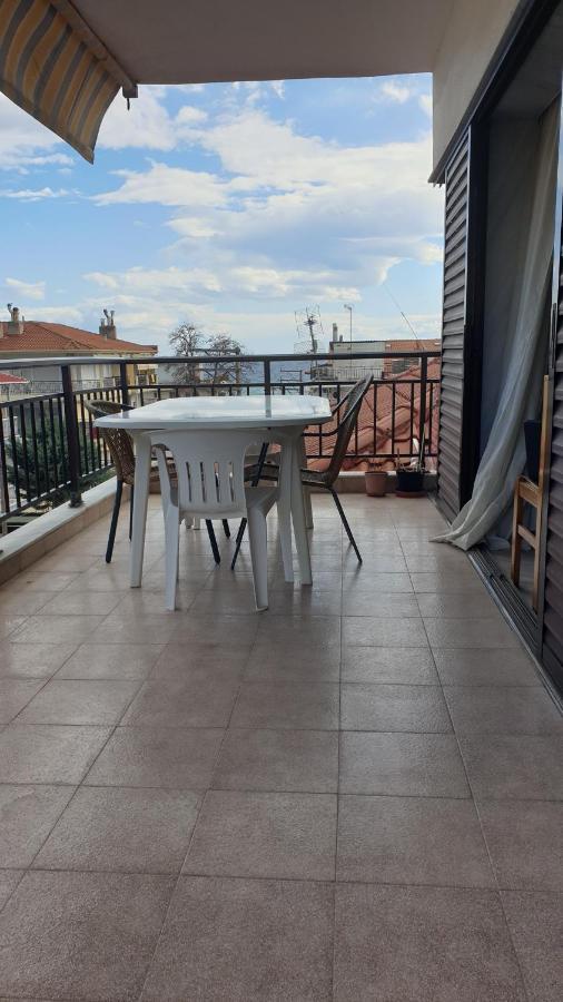Gouris Appartements Nea Kallikrateia Ngoại thất bức ảnh
